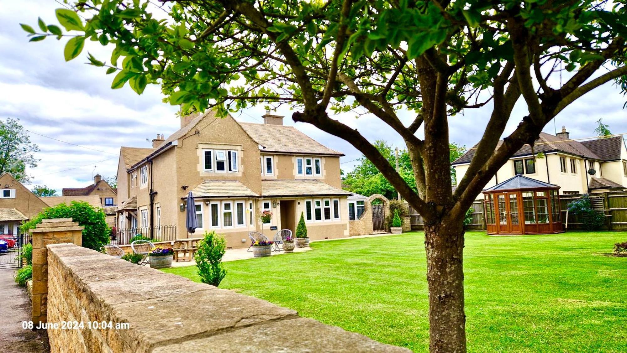 Southlands B&B Bourton-on-the-Water Bagian luar foto